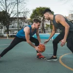 ވައި ނުސާފުވުމުން މޭޔަރު އާޒިމްގެ އިލްތިމާސް: މާސްކު އަޅުއްވާ، ބޭރަށް ނުކުމެ އުޅުން މަދުކުރައްވާ!