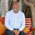 4 މަސާޖު ޕާލާއެއް ރެއިޑުކޮށް، ގަވާއިދާ ހިލާފަށް އުޅެމުންދިޔަ 4 ބިދޭސީއަކު އަތުލައިގެންފި